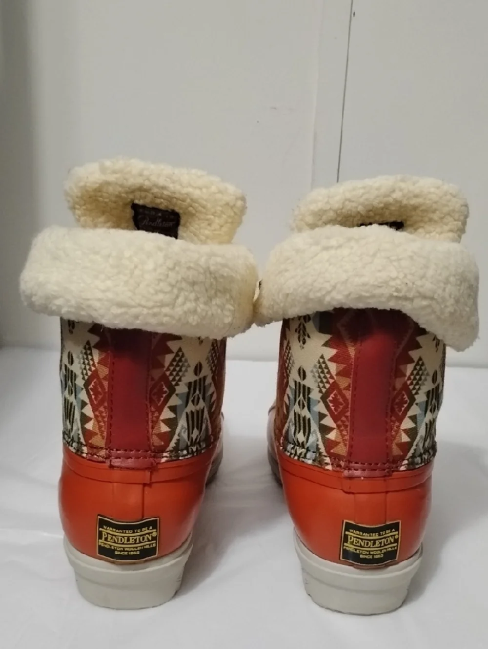 Pendleton Women's 8 Orange‎ Patterned Insulated Duck Journey West Boot